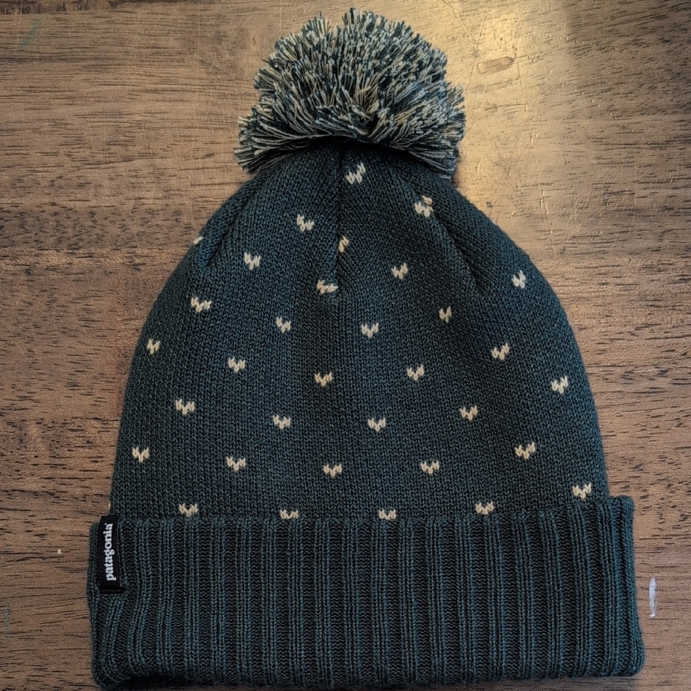Patagonia Green And Yellow Hearts Pompom Beanie